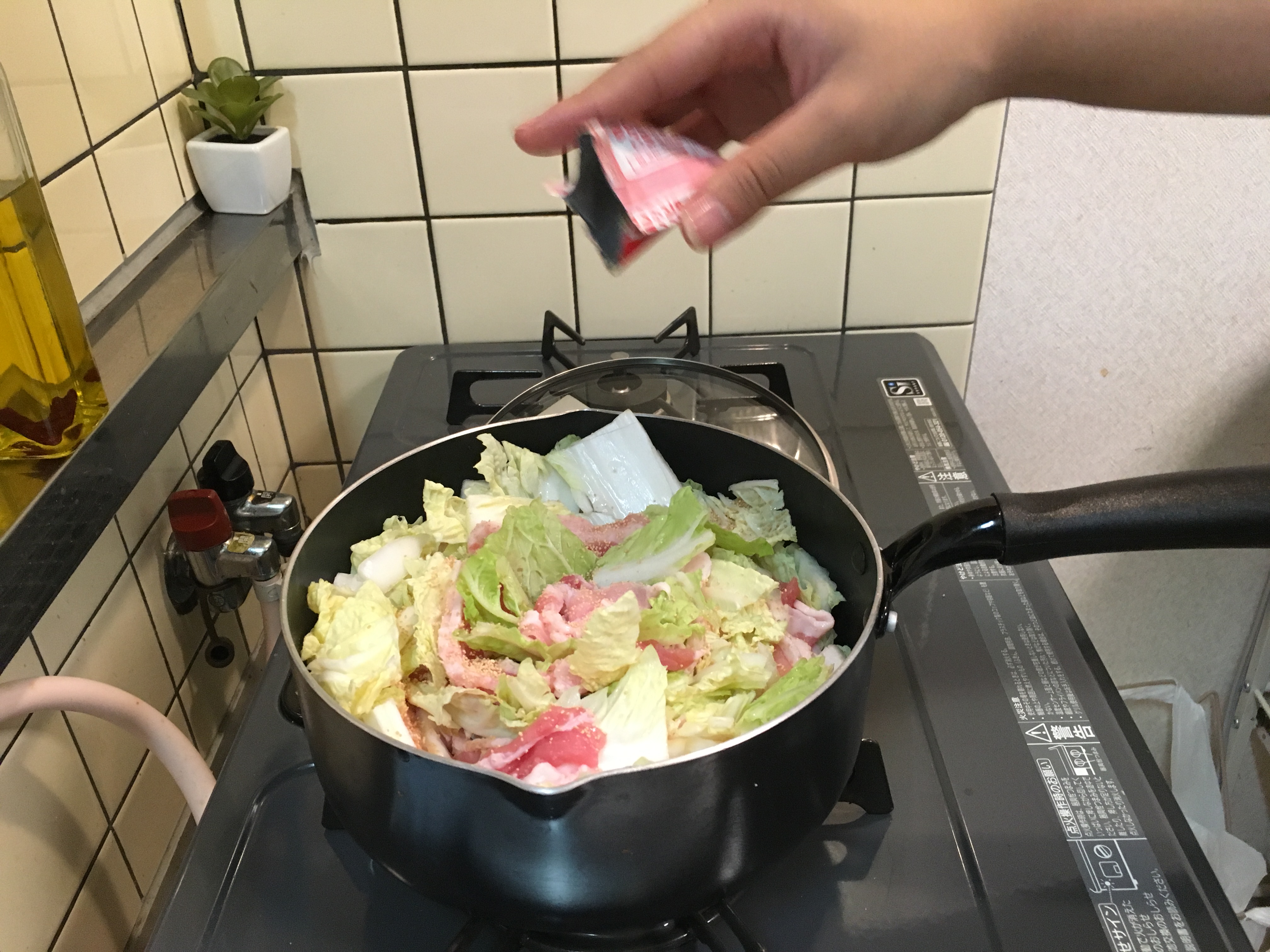 水なしミルフィーユ鍋 を作ろう！白菜の旨み全開で美味しく！食・料理オリーブオイルをひとまわし