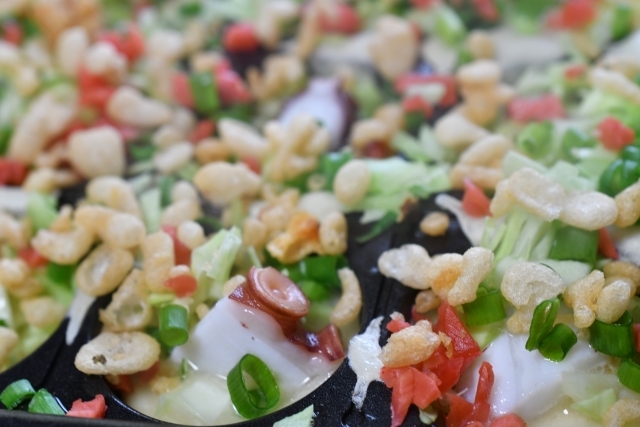 たこ焼きでタコの代わりに入れるなら何!? 食感で選ぶおすすめの代替食材とは - macaroni