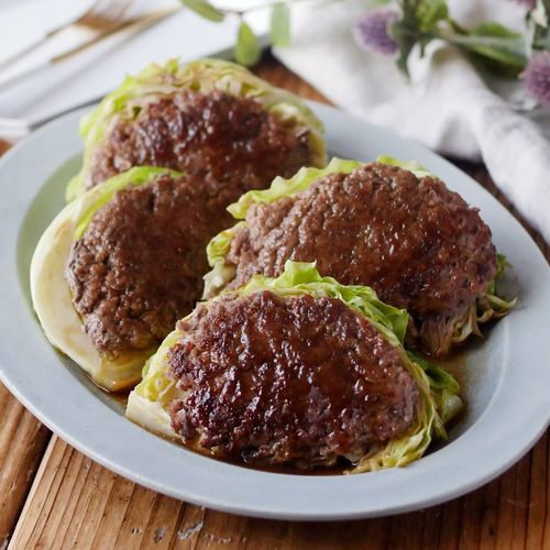 ケチャップなしのソースで仕上げる！絶品ハンバーグレシピ12選 - macaroni
