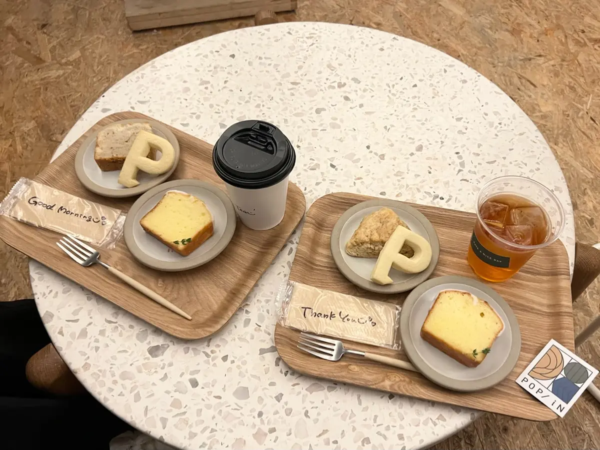 札幌狸小路4丁目の韓国風おしゃれカフェ「FRAGMENTS COFFEE STAND」