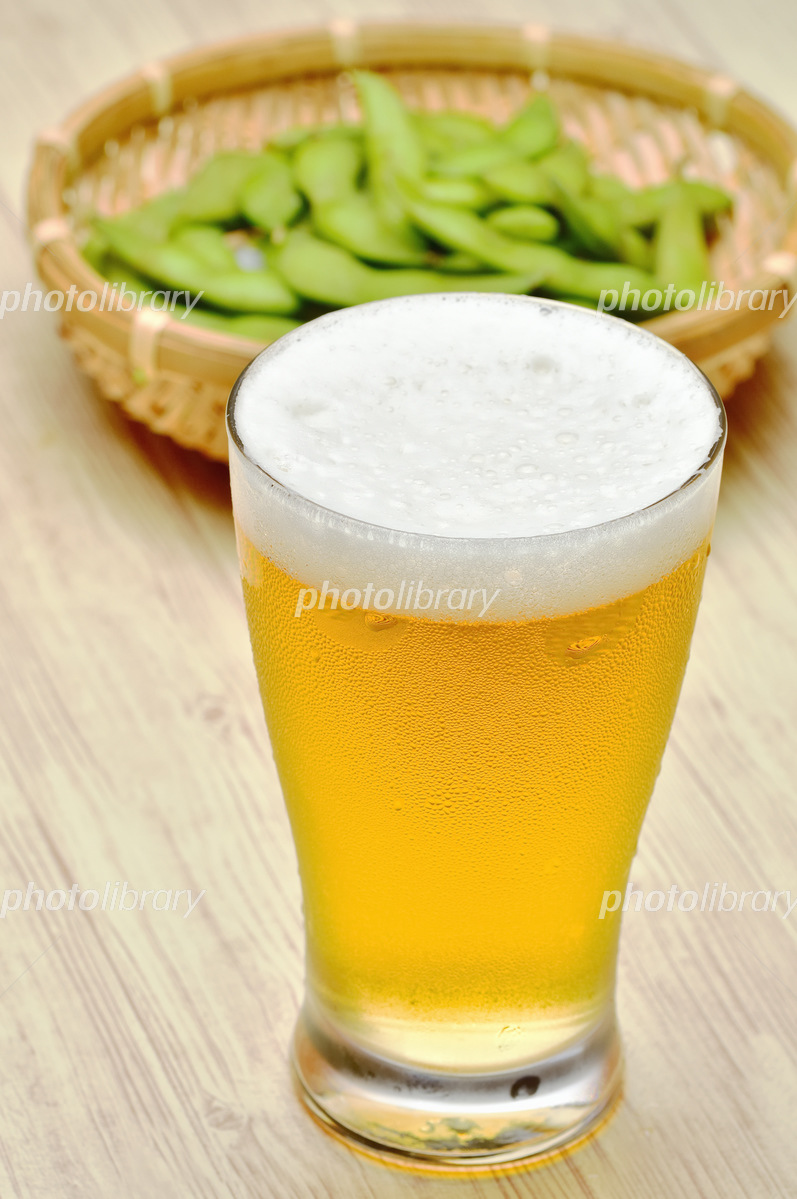 ビールの泡の写真素材写真素材なら「写真AC」無料 フリー ダウンロードOK
