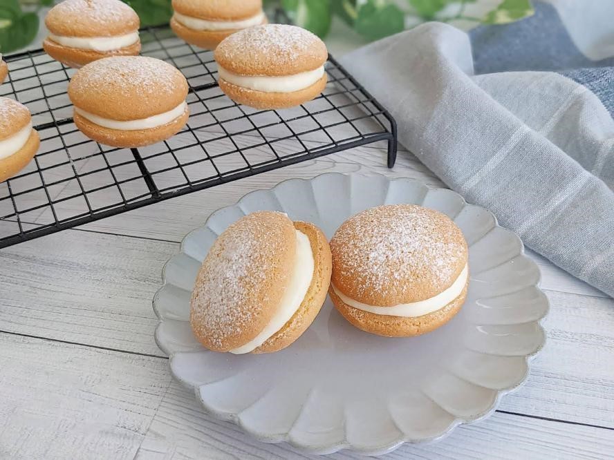 いちごのブッセの作り方・レシピ ふんわり生地で苺のバタークリームサンドコリスのお菓子作りブログ