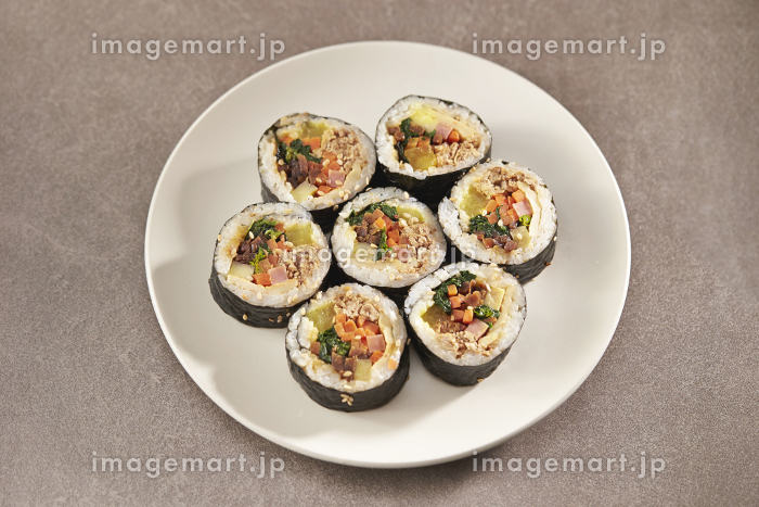 韓国ソウル旅 Ep16 コンビニのキンパ 海苔巻き の食べ方WALK ASIA