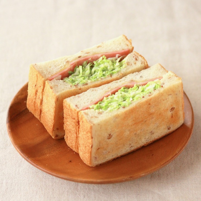 春キャベツでシャキシャキ♪ツナキャベツサンド