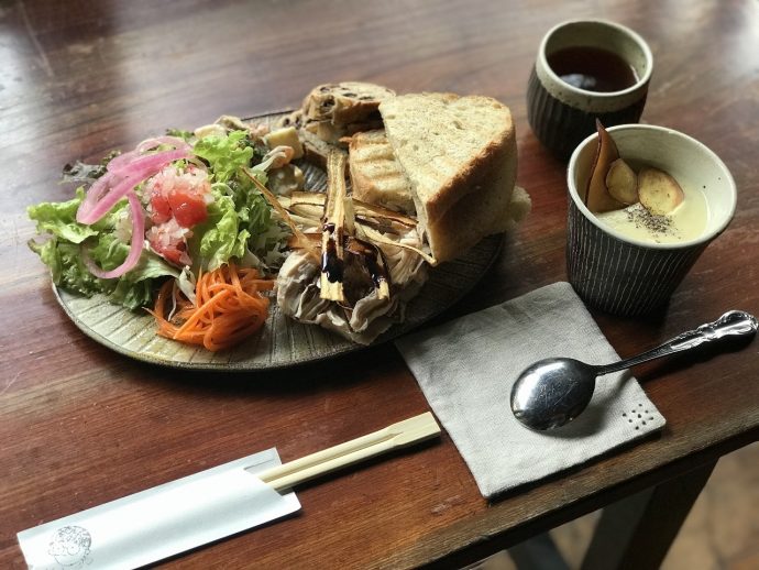 神奈川県愛甲郡愛川町半原のランチ一覧 - NAVITIME