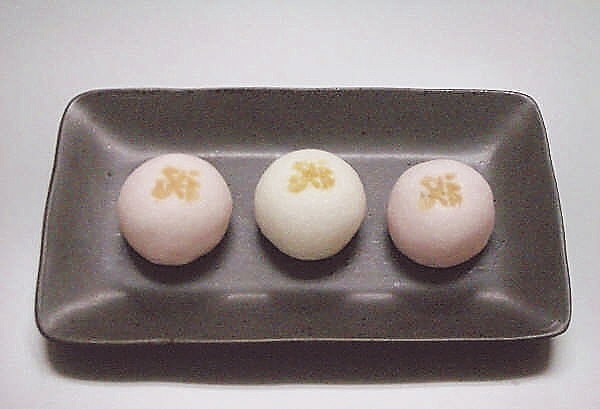 紅白饅頭全国菓子工業組合連合会