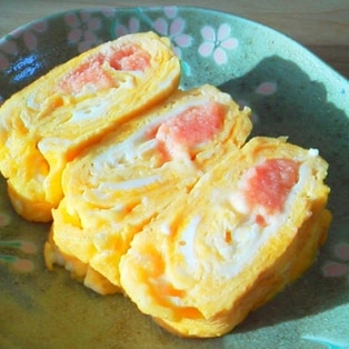 卵焼きと明太マヨのおにぎりサンド弁当