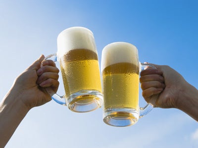 サントリーから届いた「謎ビール」 飲んだら世界の人とつながった日本ビアジャーナリスト協会