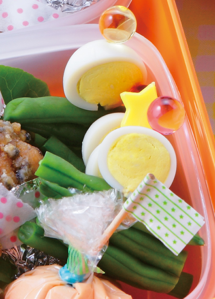 超簡単な4歳保育園児のかわいい遠足お弁当。おかずや詰め方は