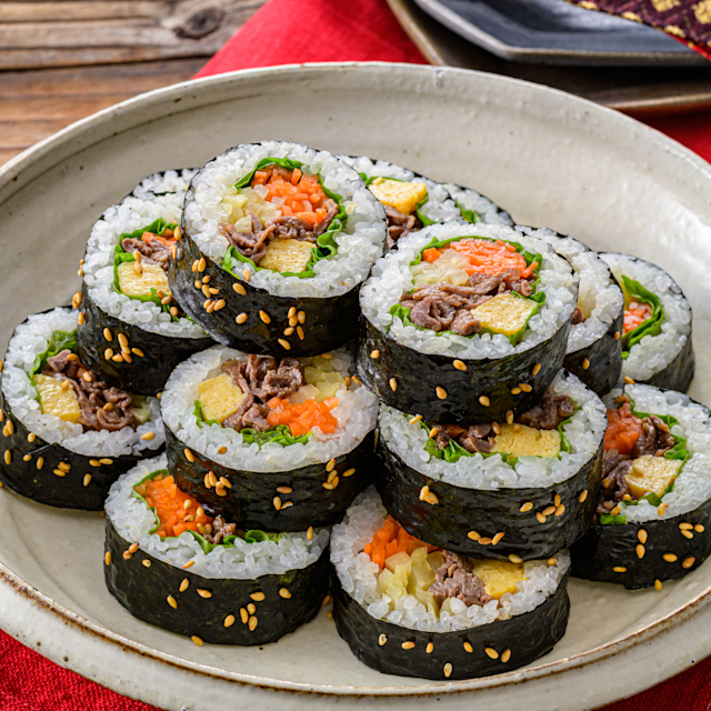 料理は見た目も大事!盛り付けの基本やおしゃれに見せるコツ