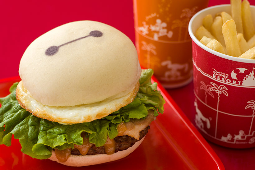 2025 ディズニーランドのおすすめ食べ物30種厳選！人気食べ歩き・本格派メニューの値段と場所、おすすめ度も