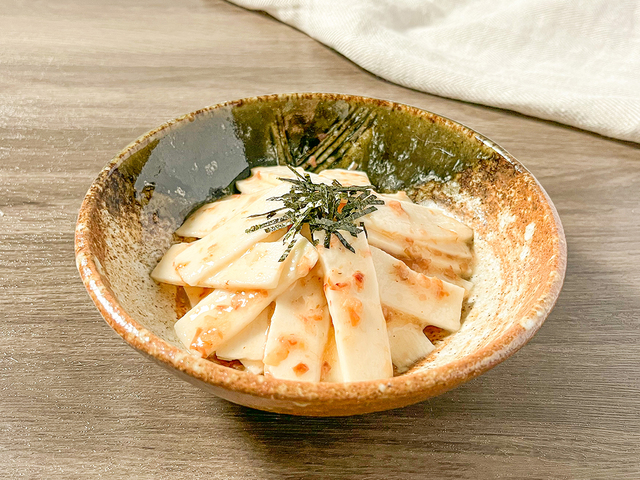 切って和えるだけ♪長芋の梅肉おかか青じそサラダ