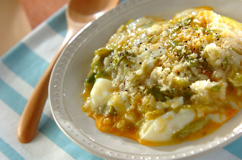 チーズと卵の簡単ミルクリゾット