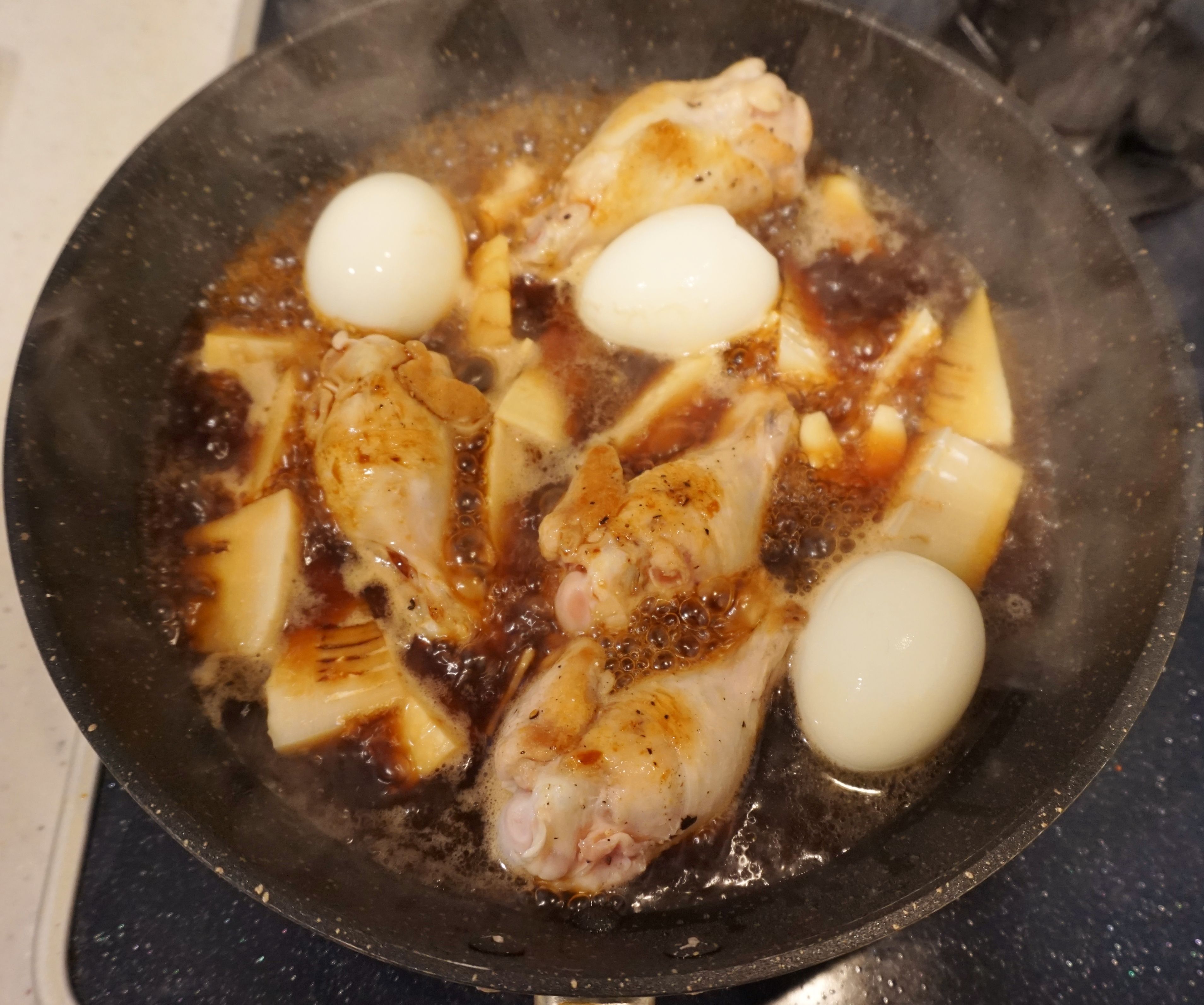 手羽元と筍と厚揚げの炊き合わせ 写真素材7229807- フォトライブラリ