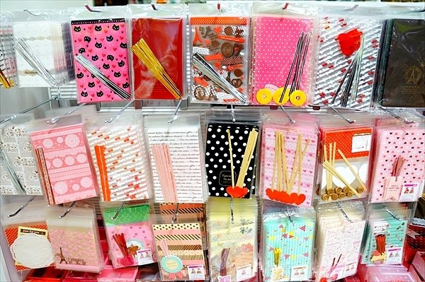 100均グッズでおしゃれにアレンジ！生チョコラッピング4選