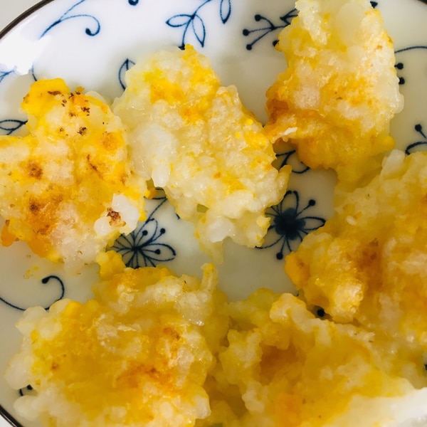 他の投稿も見る▶︎ @kamikami_lab, @mikyan_mamaさんの投稿をご紹介します✨,＝＝＝＝＝＝＝＝＝＝＝＝＝＝＝＝＝＝＝＝＝＝＝＝＝, @mikyan_mama @mikyan_mama30秒で分かる真似して簡単離乳食専門家♡,役に立ったら「🍙」とコメントください🧡,❁ ❁ ❁ , 🍊今回は手づかみおにぎりの作り方！, 🍊材料, ・軟飯90g,