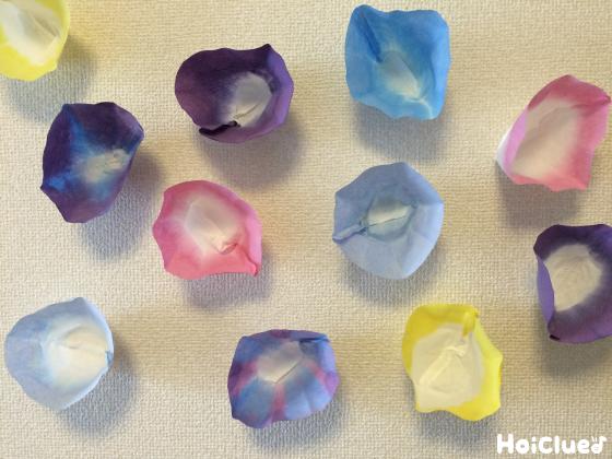 コーヒーフィルターを使って、にじみ絵あさがお作りあそび♪つづる