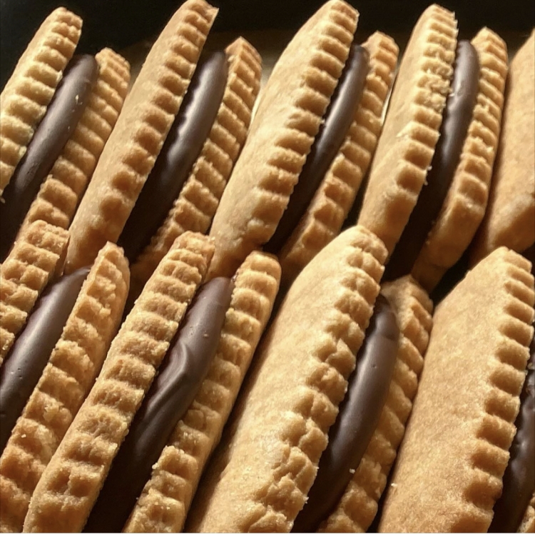 きのね堂のクッキー缶LEE