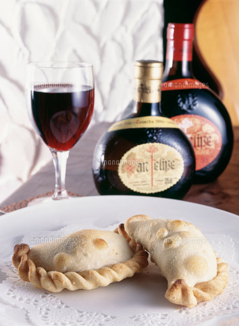 伝統的なコロンビアのエンパナダス - 郷土料理。テキストスペース — ストック写真 © Luisecheverriurrea294581612