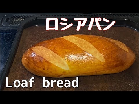 古典的なロシア薄いパンケーキ やサワー クリームと皿に塩キャラメル ソースのクレープのスタック 伝統的なロシアのパンケーキ週間 マースレニツァ —ストック写真 © porosolka_balt181961894