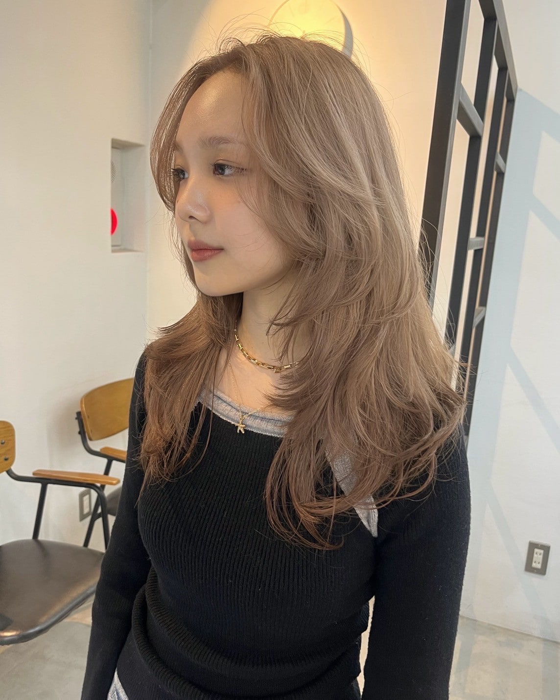 2025年版 ミルクティーカラー21選！ミルクティーベージュなど人気色をご紹介