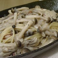 たっぷりきのこのアンチョビパスタ：協会のパスタレシピ│レシピを探す│日本パスタ協会