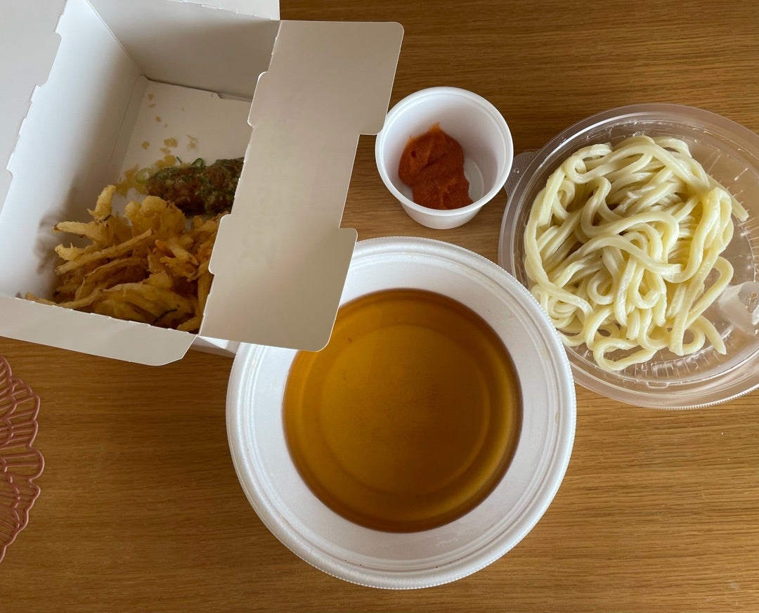 丸亀製麺「丸亀うどん弁当」に3種類の新商品が登場！ さっぱりした味わい「なす天おろし」などラジトピ ラジオ関西トピックス