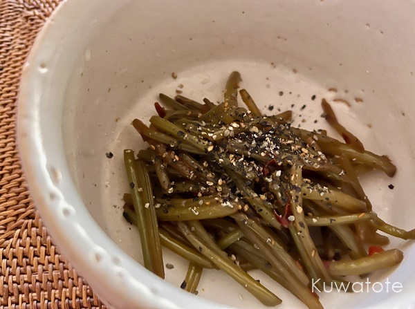 さつまいものつるのキンピラ