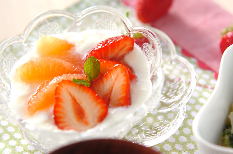 フルーツの魅力を“ギュッ” とひとまとめ！！ヨーグルトに乗せても、そのままおやつにも最適「ヨーグルトと食べるドライフルーツ」2019年8月からデビュー生活クラブ事業連合生活協同組合連合会のプレスリリース