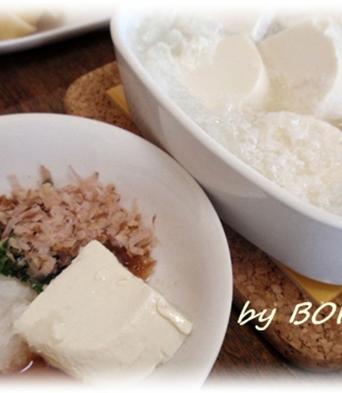 ポン酢でさっぱり召し上がれ♪ 豆苗の湯豆腐