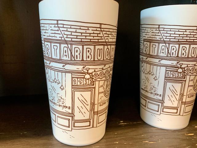 スタバ 日本1号店 銀座松屋通り店 東京 きむいさ