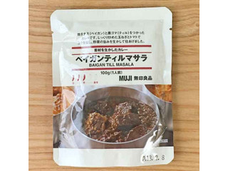 無印 良品のマレーシアカレー3種食べ比べ。マイルドでほっこり味のマサレマ、トマトの酸味と辛味で押すカリアヤム、ココナッツと生姜の飴と鞭がきいたビーフルンダン。どれも美味しいです。個人的には ルンダンが一番好き。他の二つは同じくらいなので気分次第。無印良品