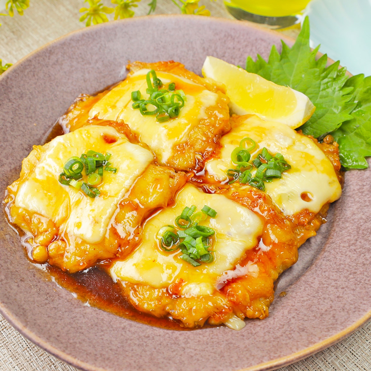 浅草でもんじゃ「かのや はなれ」へ！カウンターで2人用鉄板のもんじゃ焼き 出汁とおこげをチョビチョビつまむのがヤミツキ│193go.jp いくみごードットジェイピー