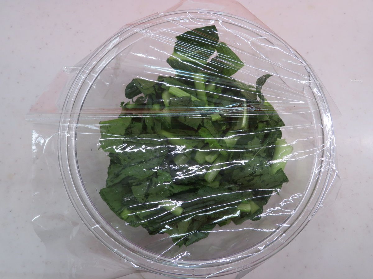 作りおきやお弁当に♪『じゃこポンおかか de 無限小松菜』