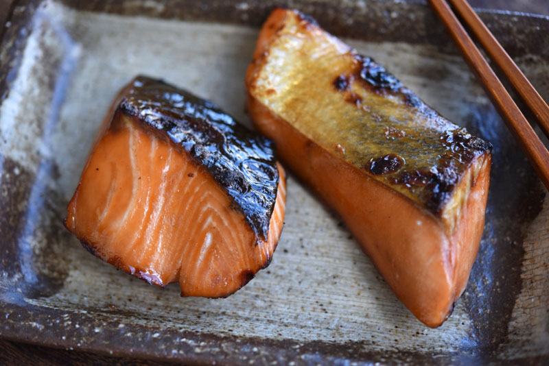 コクうまな味わい！ 鮭とねぎのめんつゆバター炒め