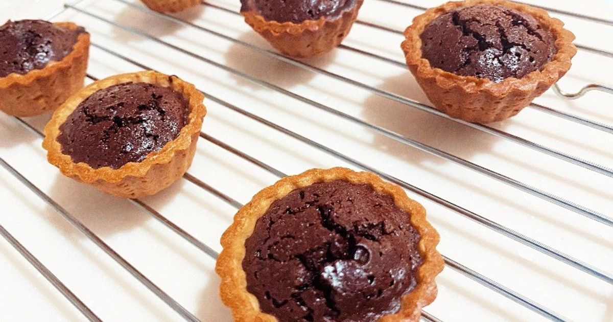 楽天市場 チョコくるみタルト チョコレート くるみ 胡桃 チョコタルト クーベルチュールチョコレート ガトーショコラ タルトケーキ ホールケーキケーキ 生菓子 スイーツ デザート お返し プレゼント ギフト スイーツ バレンタイン ホワイトデー おしゃれ 誕生日