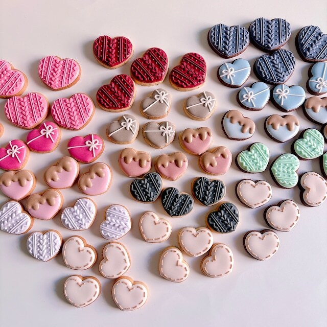 ハート柄の数字アイシングクッキー4枚 KITTY SWEETSCake.jp