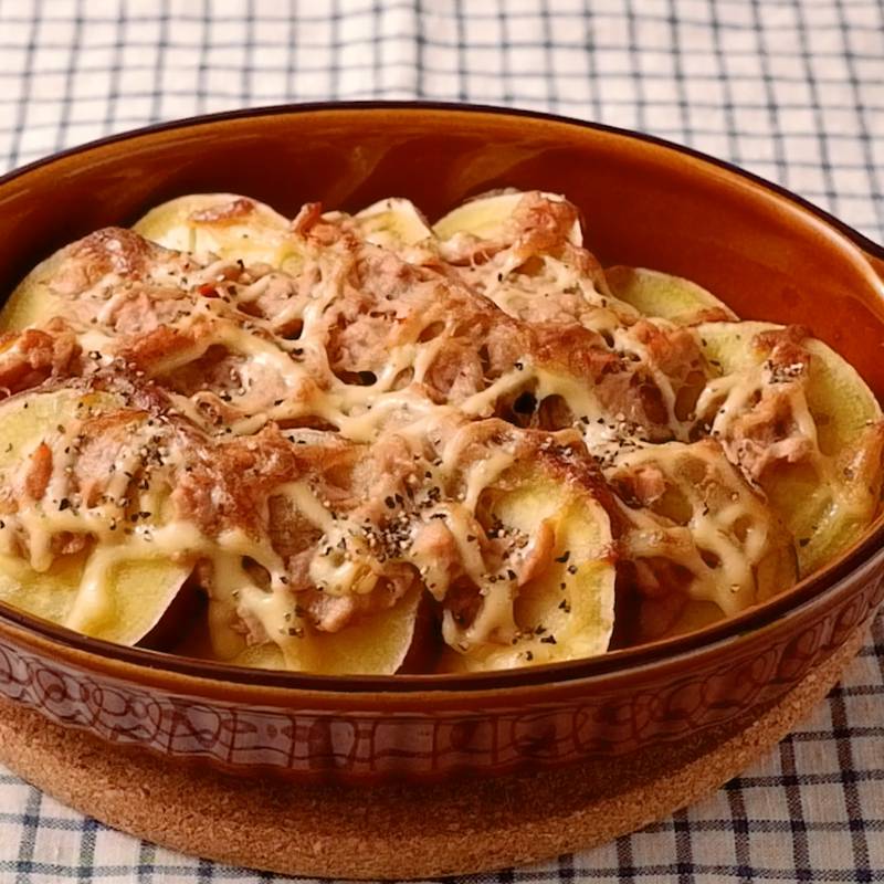 レンジで5分！ さつまいもの胡麻マヨサラダ 材料4つで簡単♩