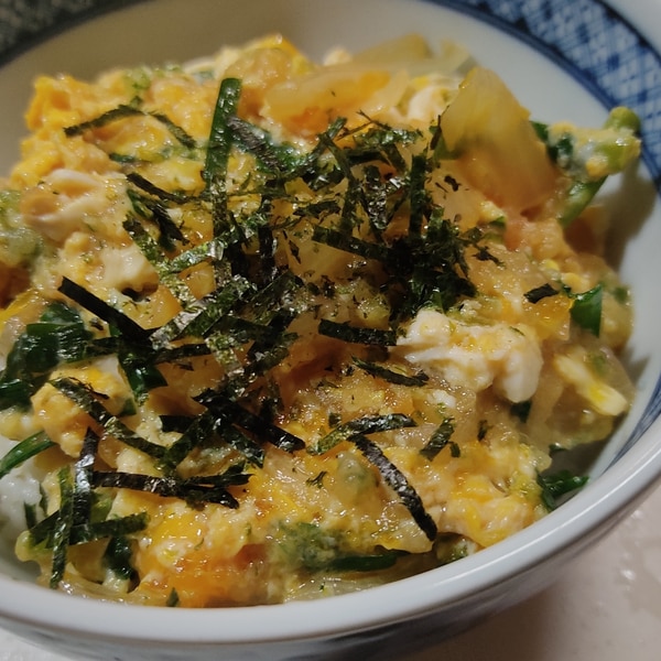 しらすと天かすの卵とじ丼