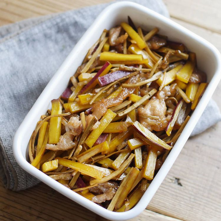 お弁当に♪レンコン水煮を使った「レンコンとさつまいものサラダ」レシピ