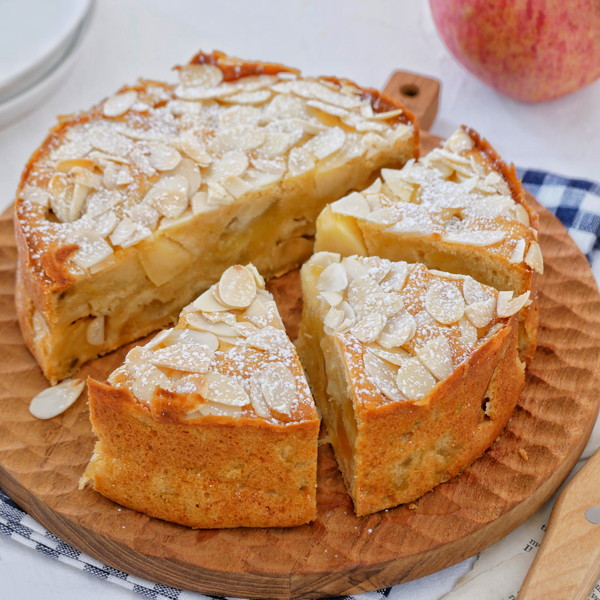 りんごの簡単おやつレシピ フライパンでOK!ホットケーキミックスの絶品スイーツ!レシピ・作り方Tasty