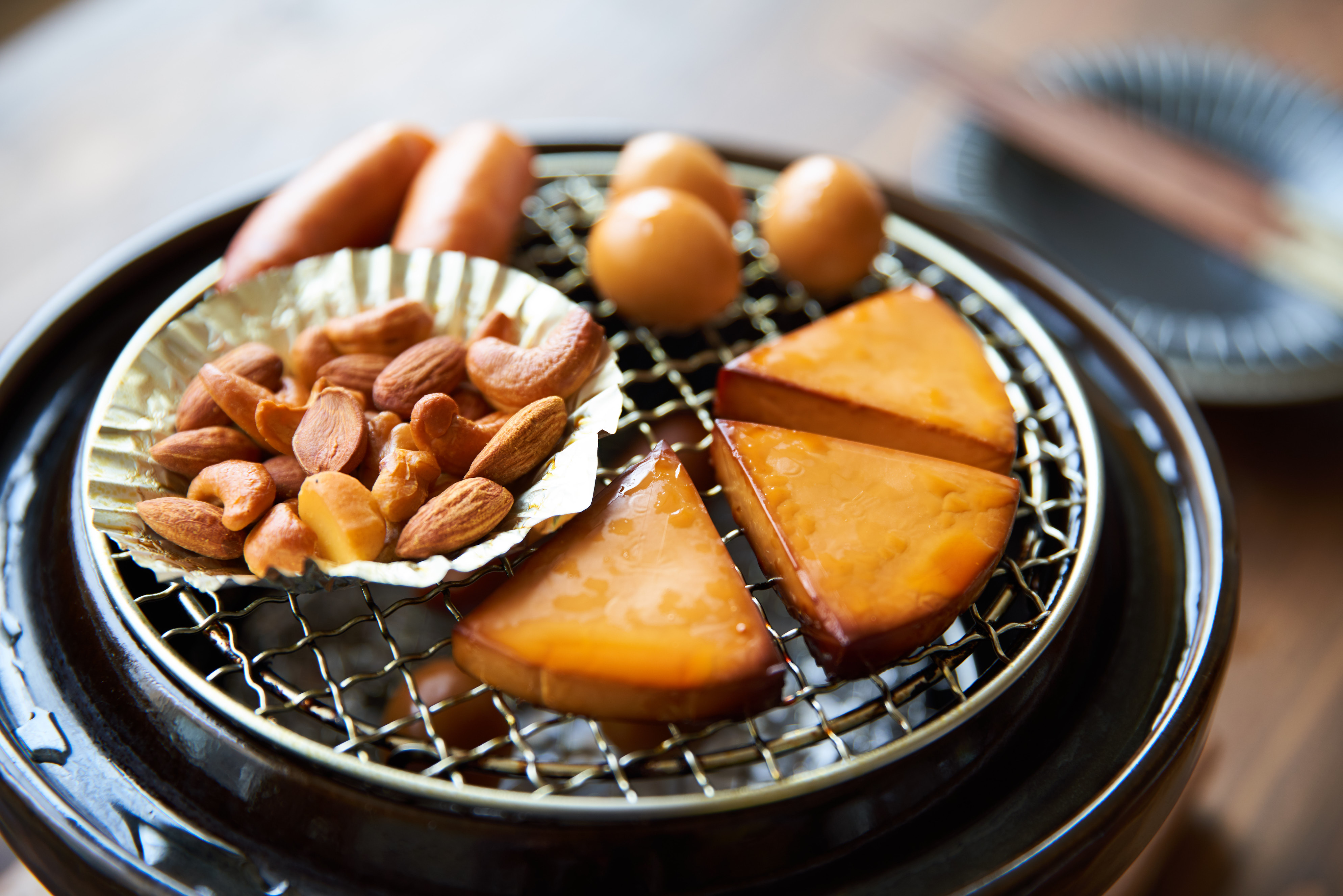 燻製屋おずの「燻だし」で、燻製が超手軽化＆時短できちゃう。家キャン気分を楽しめるぞROOMIE ルーミー