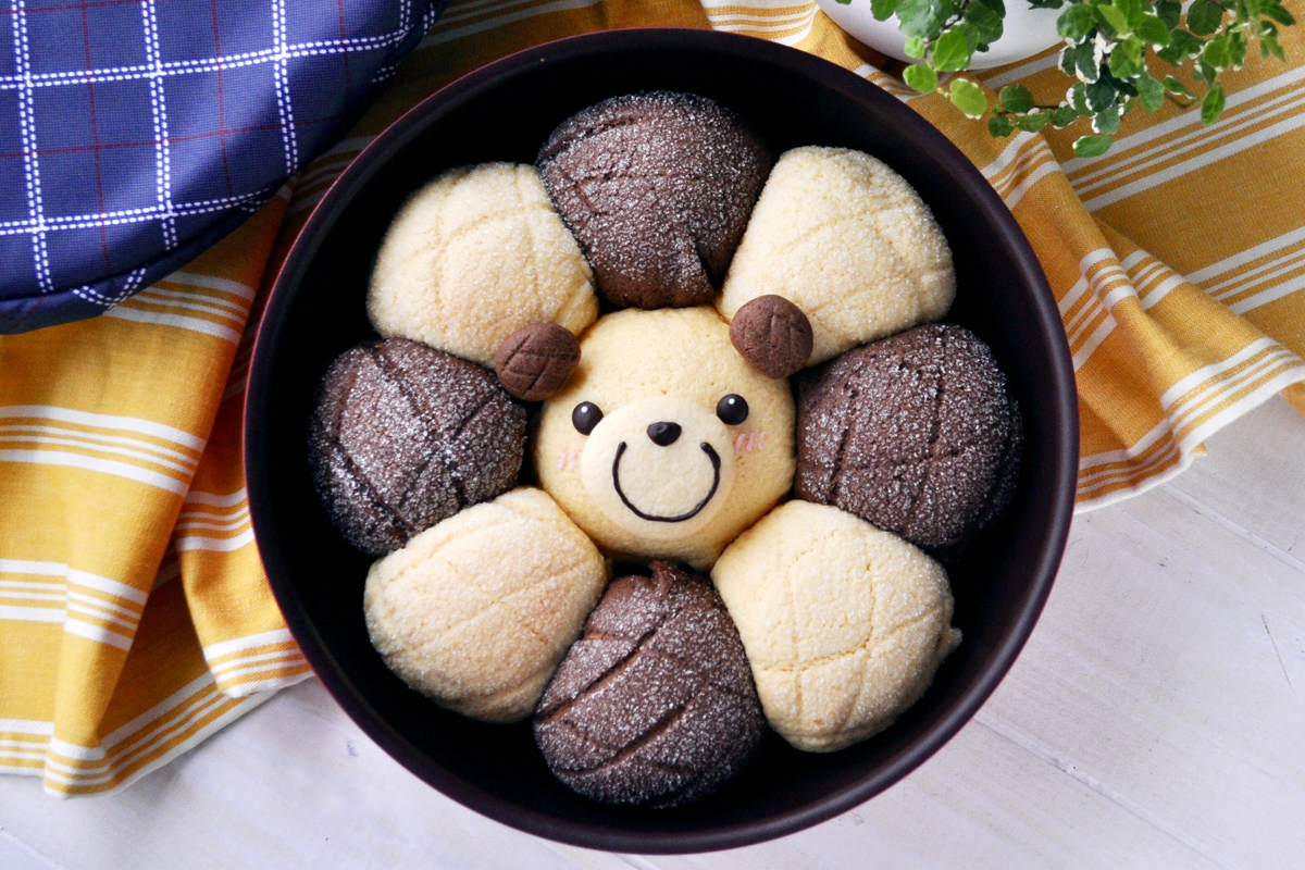 サクサク本格！究極のメロンパン 手ごねでふわふわに 初心者さんにも