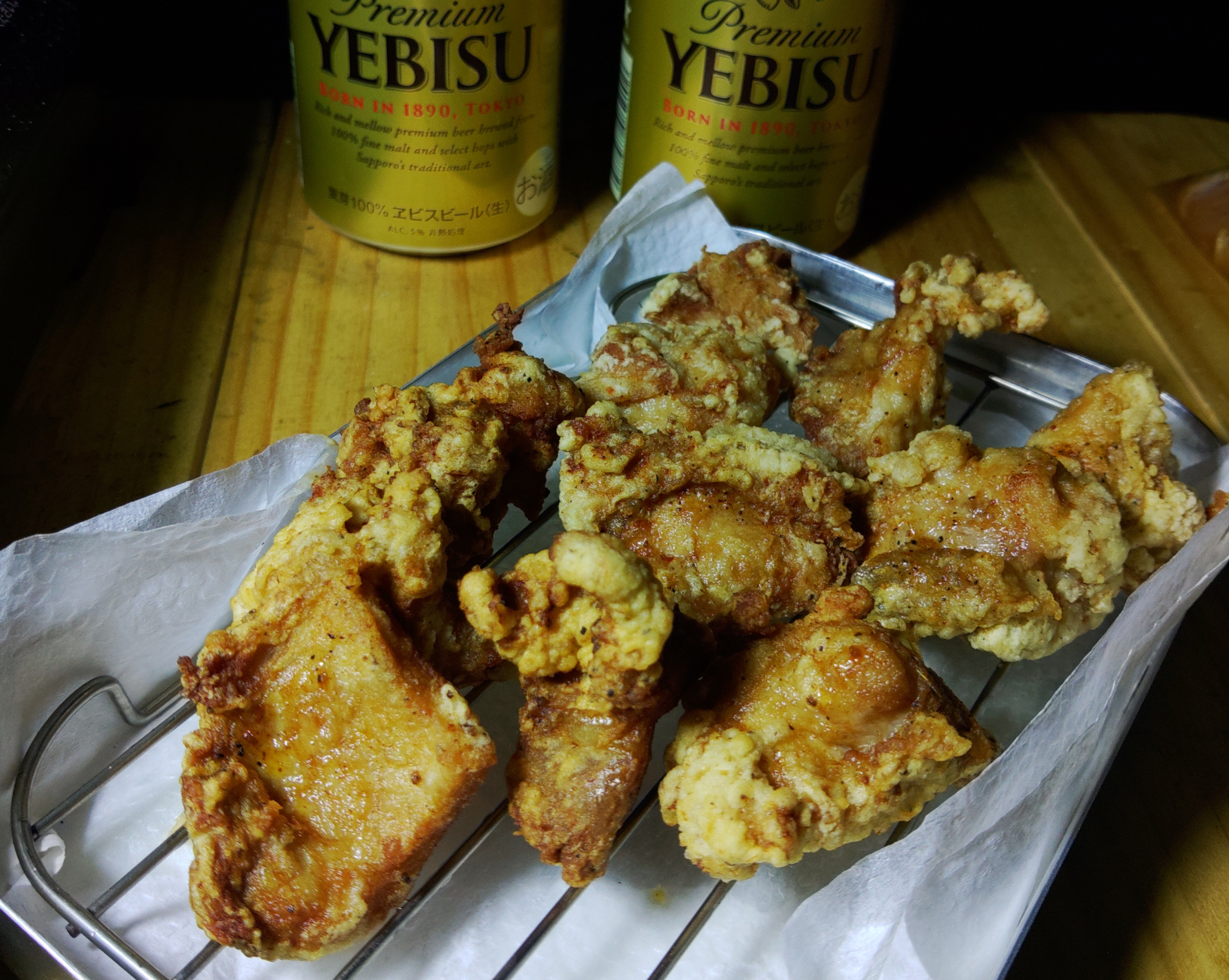 オートキャンプ場でミニマムソロキャンプ 焚火で鶏の唐揚げを少ない油で調理 の写真素材94297043- PIXTA