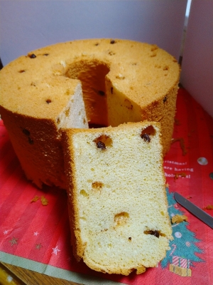 こんにちは♪, 今日のお菓子は, ちょっと残ったスポンジケーキでミニいちごショート🍓🍰, *, ムースフィルムで簡単に^ ^,デコレーションもしなくていいし、カットも無し, 持ち運びも楽ちんです〜😋😋, *, *, お試しください〜💓💓💓, *, *,クイーンクックウェア,クイーンクック,グルテンフリースイーツ,ちぃちゃんのおやつ,ちぃちゃんのおやつレシピ