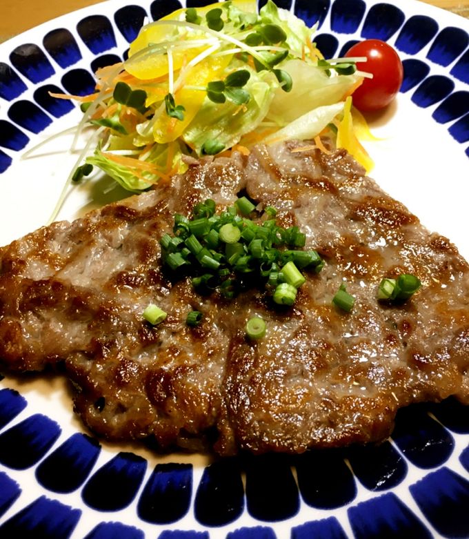 送料無料 芳醇な香りととろける霜降りが絶品！宮崎牛A5ランク切り落とし500g 代金引換不可産地直送肉 ご自宅使い 飛騨牛 サーロインステーキ400g 約200g×2枚送料無料 ステーキソース付 黒毛和牛 ブランド牛 牛肉 和牛 肉 国産牛 ステーキ肉 霜降り おいしい