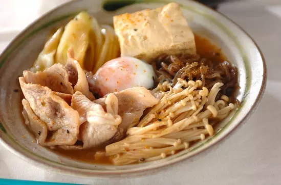 肉 訳あり 牛肉 和牛 切り落とし すき焼き 送料無料 国産黒毛和牛 A4A5のみ贅沢な霜降り切り落とし1kg 鍋物 お肉 レシピ40代 50代60代 70代 ギフト 内祝い 大判お得黒毛和牛A4等級サシ霜降りスライス肉すき焼き用など500g 2セット同時購入でお肉おまけしちゃいます そう