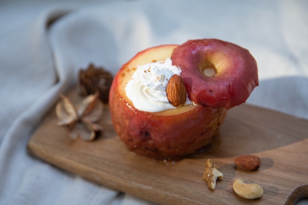 キャンプの朝もヘルシーなスイーツを！リンゴバターグラノーラ －そとごはん－キャンプ・アウトドアのTAKIBI タキビ