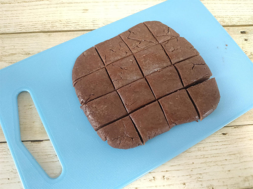 お菓子 材料2つ！！一口サイズのもちもちドーナツ✿︎ お菓子お菓子作りお菓子レシピ材料少ないお菓子簡単お菓子ドーナツおやつお家時間