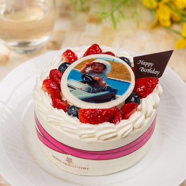 ホールケーキのイラスト素材 - PIXTA